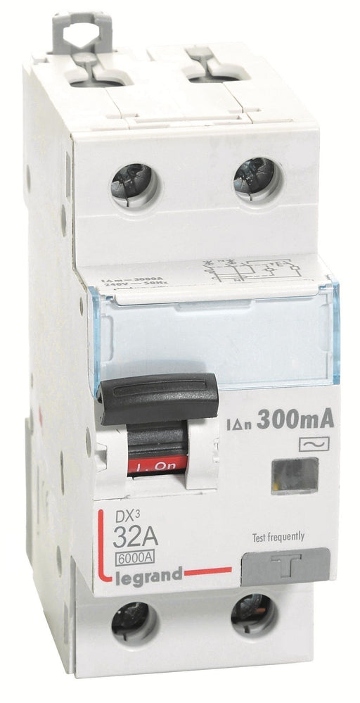 Legrand 411402 32A DP 300mA 6kA AC:240V AC TYPE DX3 RCBOs